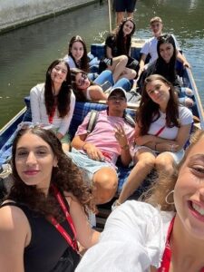 סיפורי סאמר סקול - מרכז הרדפורדשיר 2022 שפע מנדלסון_0